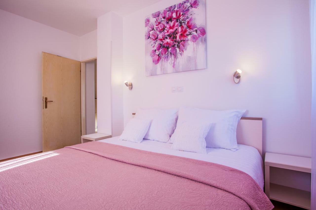 Apartman Madlen เซรส ภายนอก รูปภาพ